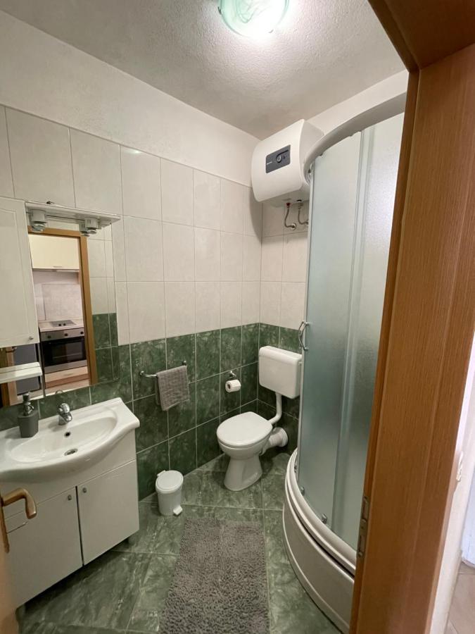 Ivan I Matej Apartments Блаце Экстерьер фото