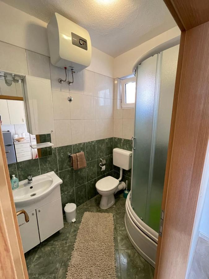 Ivan I Matej Apartments Блаце Экстерьер фото