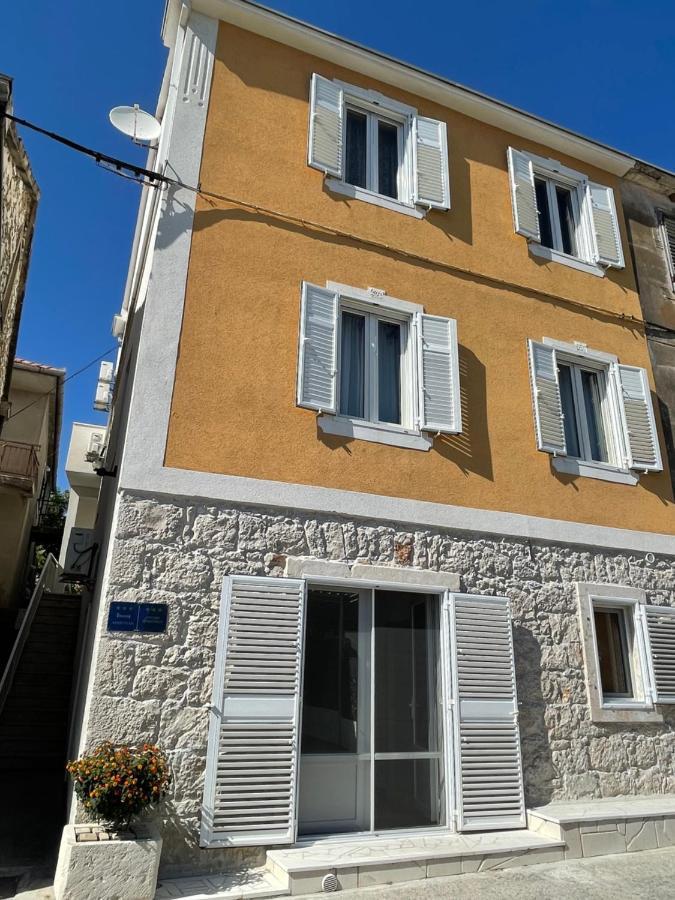 Ivan I Matej Apartments Блаце Экстерьер фото