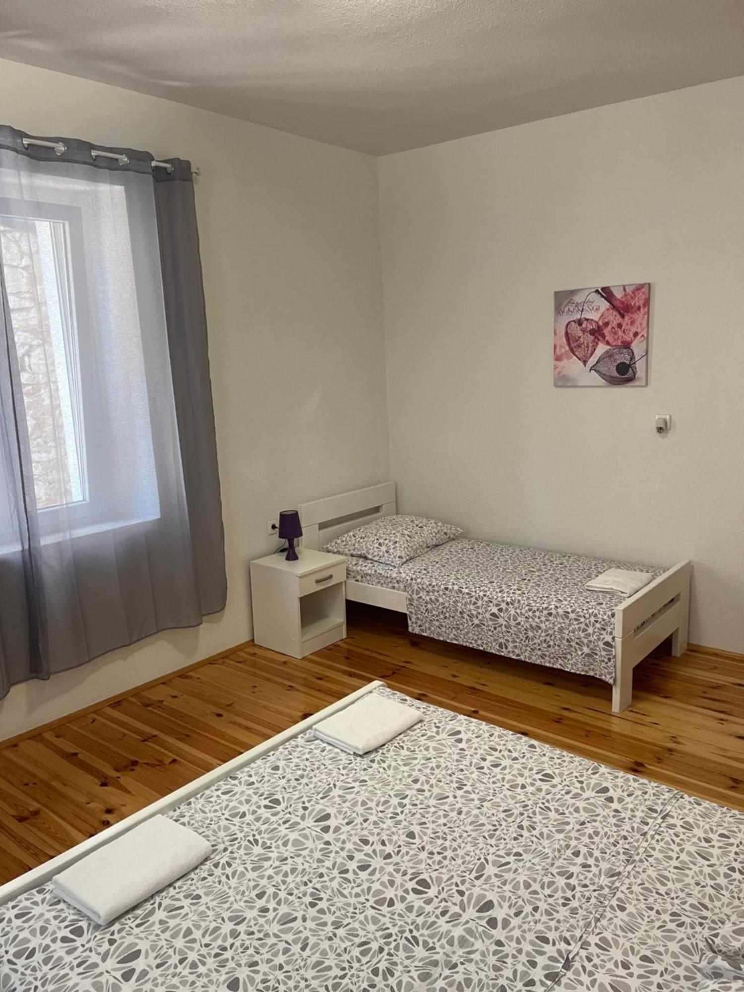 Ivan I Matej Apartments Блаце Экстерьер фото